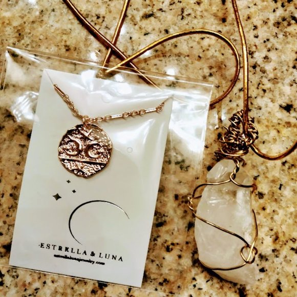 Moon Child & Stars Gold Necklace - Picture 3 of 4